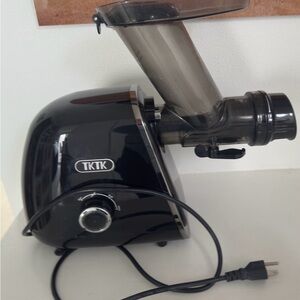 TKTK Ultra-Quiet Juicer